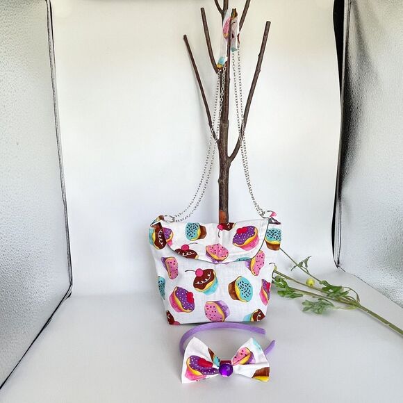 Girls Accessories Cupcakes Purse crossbody Bag & Headband Set - Picture 3 of 16